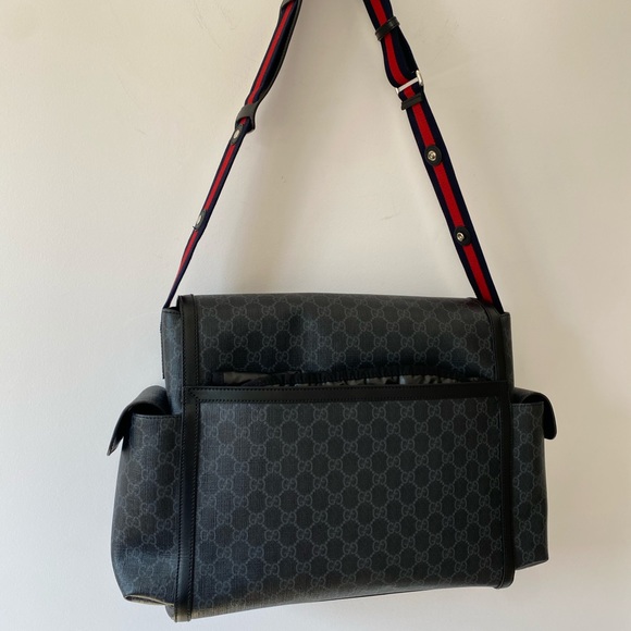 Gucci GG Supreme Diaper Bag - Picture 10 of 16